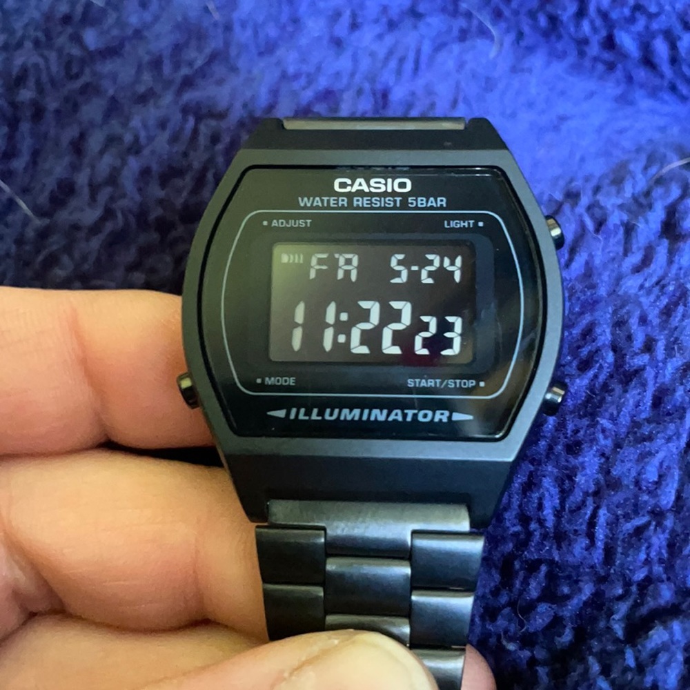 Casio Men’s LCD